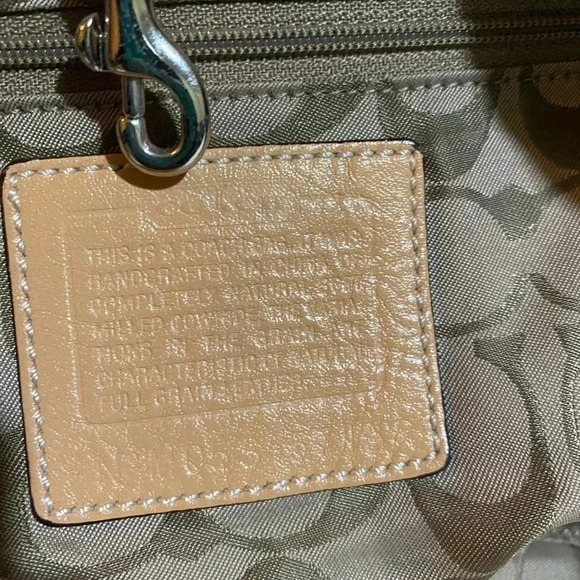 Coach beige leather hobo handbag - Picture 7 of 9